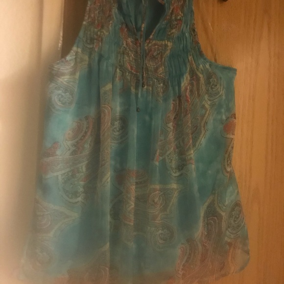 Sleeveless Aqua and Multicolor/Print Top - Picture 5 of 8